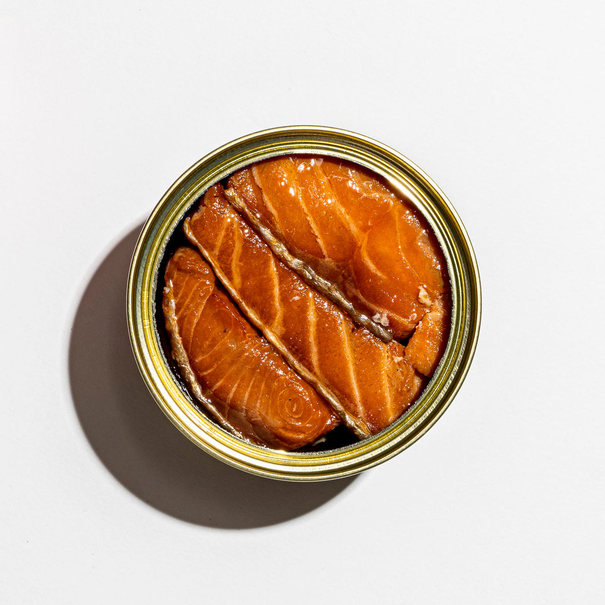 wild vs farmed salmon