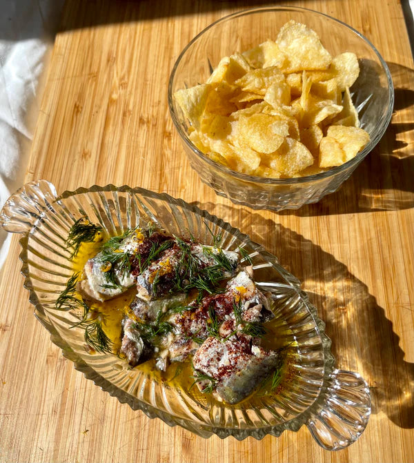 Dilly citrusy sardines & chips