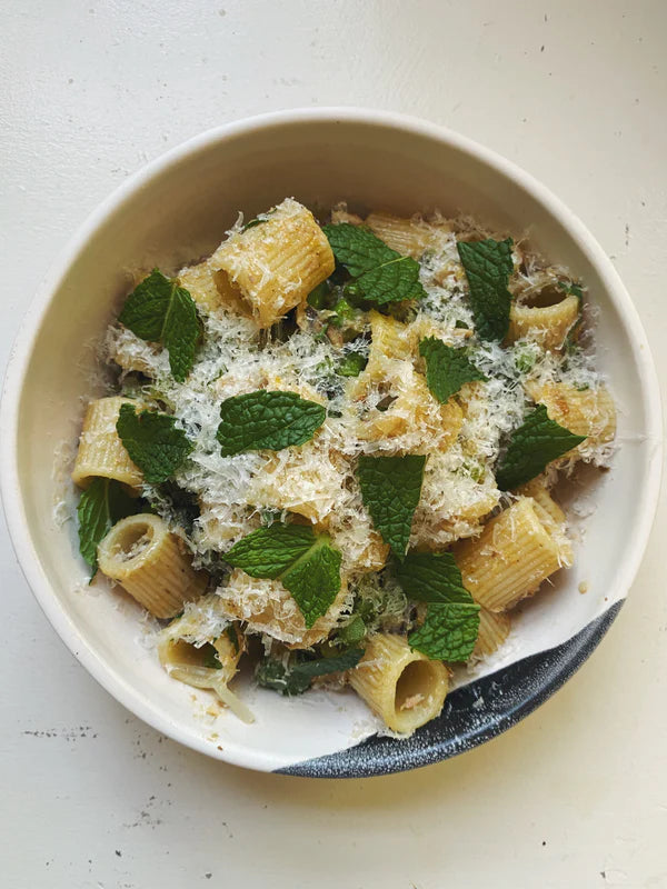 Asparagus, spring onion, and smoked trout pasta